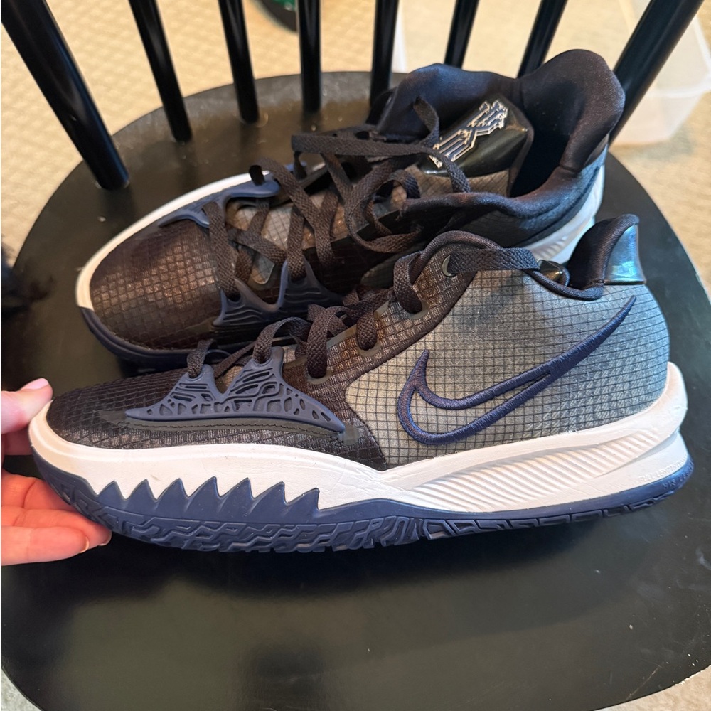 Brand New! Nike Kyrie Low 4 Black and Blue Sneakers with Breathable Mesh